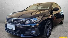 Nero Usata 2018 Peugeot 308 Allure Tre volumi | 11.950 € (Buon prezzo)
