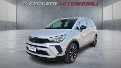 Usata Opel Crossland Elegance 110 CV (80 kW) 2023 Argento SUV