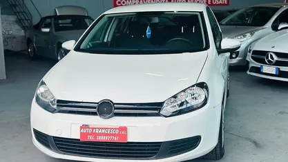 Bianco Usata 2011 VW Golf VI United Tre volumi | 5299 € (Buon prezzo)