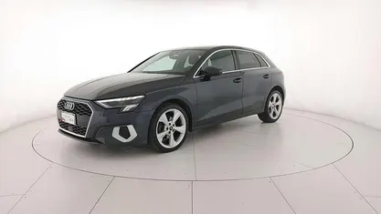 Usata Audi A3 Advanced 150 CV (110 kW) 2022 Grigio manhattan metallizzato Berlina