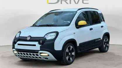 Nuova Fiat Panda Cross 69 CV (50 kW) 2025 Bianco Utilitaria