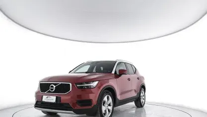 Gebraucht Volvo XC40 Momentum 190 PS (139 kW) 2018 Rot SUV