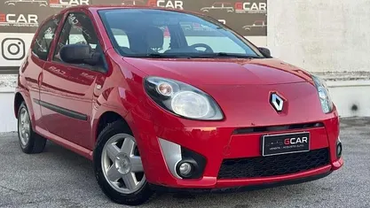 Rosso Usata 2010 Renault Twingo Dynamique Due volumi | 3700 € (Buon prezzo)