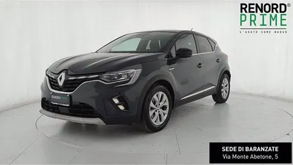 Blu scuro Usata 2022 Renault Captur Intens SUV | 17.990 € (Buon prezzo)