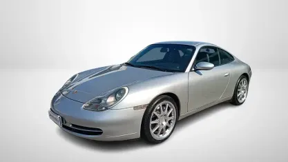 Usata Porsche 911 Carrera 4 320 CV (235 kW) 2001 Argento Coupé