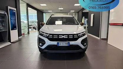 Bianco Usata 2024 Dacia Jogger Expression Monovolume | 18.900 € (Cara)