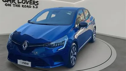 Usata Renault Clio V Equilibre 101 CV (74 kW) 2023 Rqh blu iron Utilitaria