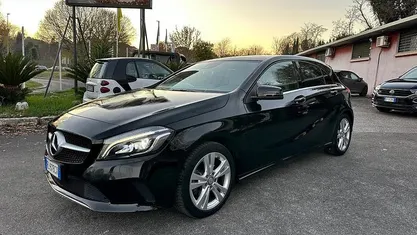 Usata Mercedes A200 Sport Edition 136 CV (100 kW) 2017 Nero Berlina