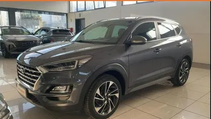 Käytetty Hyundai Tucson 136 HP (100 kW) 2019 Sininen Katumaasturi