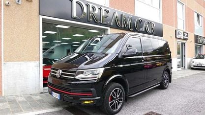 Usata VW T6 150 CV (110 kW) 2016 Nero pastello Furgone