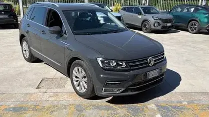 Usata VW Tiguan Style 116 CV (85 kW) 2018 Grigio SUV