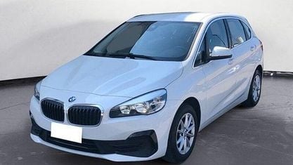 Begagnad BMW 216 Active Tourer Comfort Edition 116 HK (85 kW) 2019 Vit Minibuss