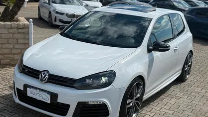 Usata VW Golf VI R 270 CV (198 kW) 2011 Utilitaria