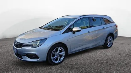 Argento Usata 2020 Opel Astra S Station wagon | 10.900 € (Ottimo prezzo)