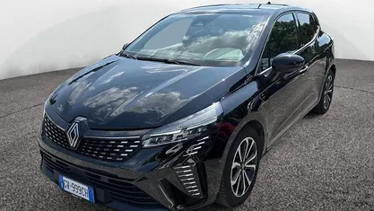 Usata 2024 Renault Clio V Techno Tre volumi | 16.900 € (Buon prezzo)