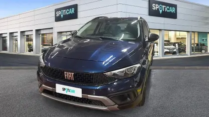 Usata Fiat Tipo Cross 101 CV (74 kW) 2021 Blu Berlina