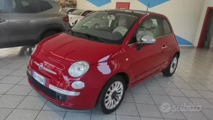Usata Fiat 500 Lounge 70 CV (51 kW) 2012 Rosso Utilitaria