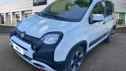 Begagnad Fiat Panda Cross Cross 70 HK (51 kW) 2024 Vit Halvkombi