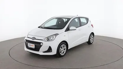Bianco Usata 2017 Hyundai i10 Due volumi | 9299 € (Buon prezzo)