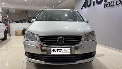 Usata 2009 VW Touran Conceptline Monovolume | 2700 € (Ottimo prezzo)