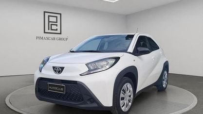 Uusi Toyota Aygo X Active 72 HP (52 kW) 2025 Valkoinen Katumaasturi