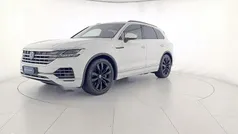 0q pure white Usata 2023 VW Touareg Atmosphere SUV | 54.900 € (Buon prezzo)