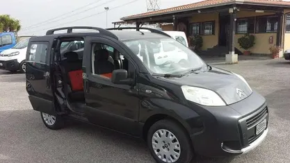 Nero Usata 2010 Citroën Nemo Monovolume | 4800 € (Buon prezzo)