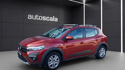 Rosso Usata 2022 Dacia Sandero Comfort Berlina | 12.990 € (Buon prezzo)