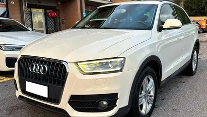 Bianco Usata 2012 Audi Q3 Advanced Plus SUV | 10.400 € (Buon prezzo)