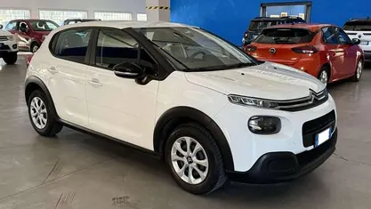 Usata 2018 Citroën C3 Feel Tre volumi | 7900 € (Buon prezzo)