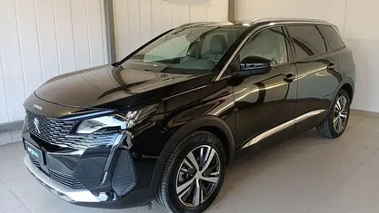 Usata 2024 Peugeot 5008 Allure Monovolume | 30.500 € (Buon prezzo)