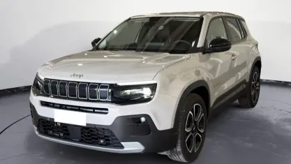 Usata Jeep Avenger Summit 100 CV (73 kW) 2025 Grigio SUV
