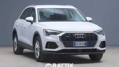 Bianco Usata 2020 Audi Q3 Business SUV | 28.454 € (Buon prezzo)