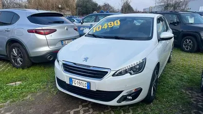 Bianco Usata 2016 Peugeot 308 GT-line Tre volumi | 10.490 € (Buon prezzo)