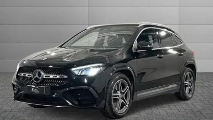 Usata Mercedes GLA180 Advanced Plus 116 CV (85 kW) 2023 Nero cosmo metallizzato SUV