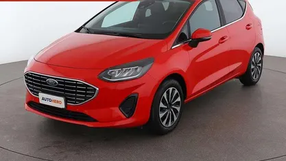 Rosso Usata 2022 Ford Fiesta Titanium Due volumi | 13.599 € (Buon prezzo)