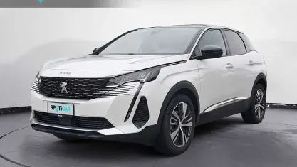 Occasion Peugeot 3008 Allure 136 PK (100 kW) 2023 Zwart SUV
