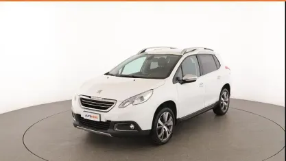 Usata Peugeot 2008 Allure 120 CV (88 kW) 2016 Bianco SUV
