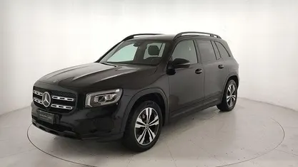 Usata Mercedes GLB180 116 CV (85 kW) 2022 Nero SUV