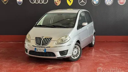 Usata Lancia Musa 77 CV (56 kW) 2009 Monovolume