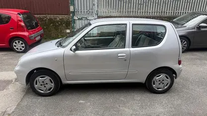 Usata Fiat 600 Anniversary 54 CV (39 kW) 2007 Grigio Utilitaria