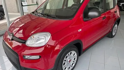Usata Fiat Panda 70 CV (51 kW) 2024 Utilitaria