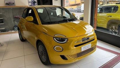 Nouvelle Fiat 500 65 ch (47 kW) 2025 Jaune Berline