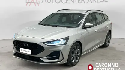 Usata Ford Focus ST-Line 116 CV (85 kW) 2023 Grigio Station wagon