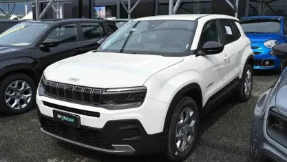 Nuova Jeep Avenger Altitude 101 CV (74 kW) 2025 Bianco SUV
