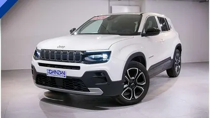 Bianco neve Usata 2025 Jeep Avenger Summit SUV | 25.500 € (Buon prezzo)