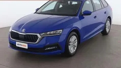 Blu Usata 2023 Skoda Octavia Executive Station wagon | 23.199 € (Super prezzo)