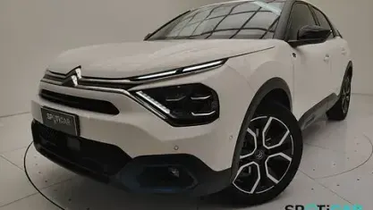 Usata Citroën e-C4 Shine 100 kW (136 CV) 2022 Bianco Utilitaria