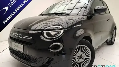 Nuova Fiat 500 Icon 65 CV (47 kW) 2026 Nero Berlina