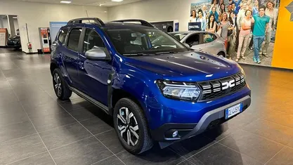 Usata Dacia Duster Journey 101 CV (74 kW) 2022 Blu scuro SUV